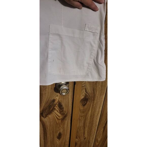 Wonder Flex white scrub top - Picture 4 of 6